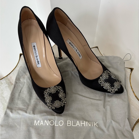 Manolo Blahnik $1800 Hangsi Black Heels with Crystal Embellishments 38 - Picture 2 of 7